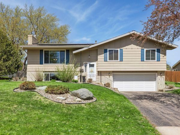 8116 28th Avenue N, New Hope, MN 55427