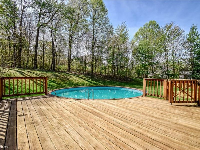 8075 Rainbow Drive , Concord Township, OH 44077 Photo 7