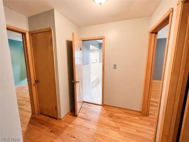 7300 Maplewood Road, Parma, OH 44130 Photo 13