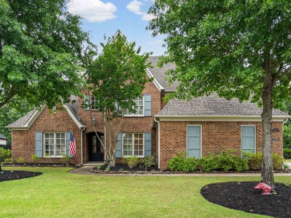 644 WINBURN DR, Collierville, TN 38017