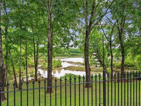 644 WINBURN DR, Collierville, TN 38017
