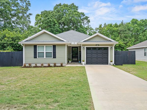 3172 Main Street, Crestview, FL 32539