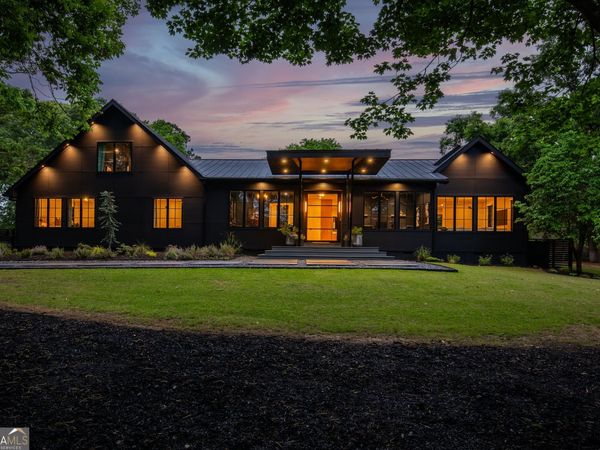 1027 Fischer Road, Sharpsburg, GA 30277