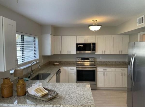 1582 SE Hatfield Court, Port St. Lucie, FL 34952
