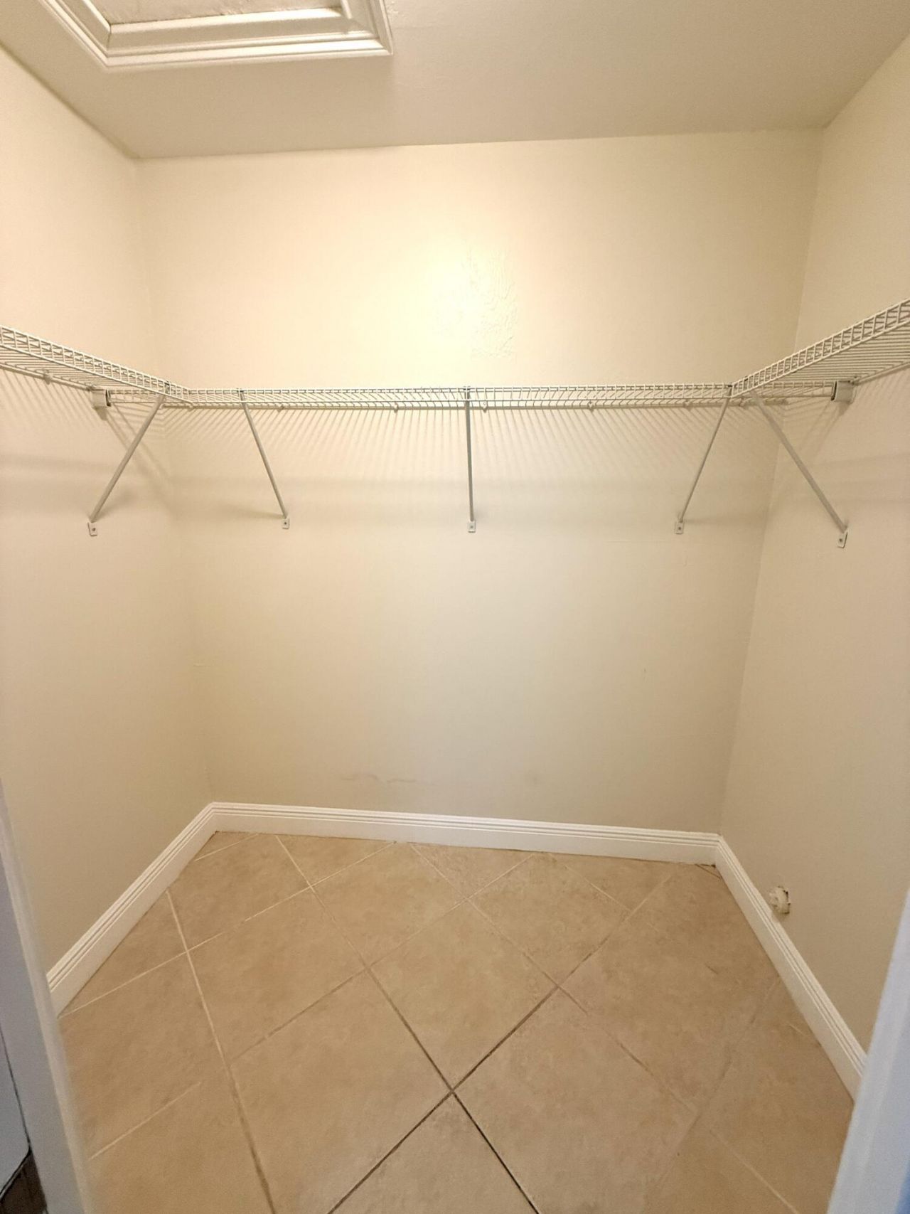 735 Hummingbird Way, Unit 204, North Palm Beach, FL 33408 Photo