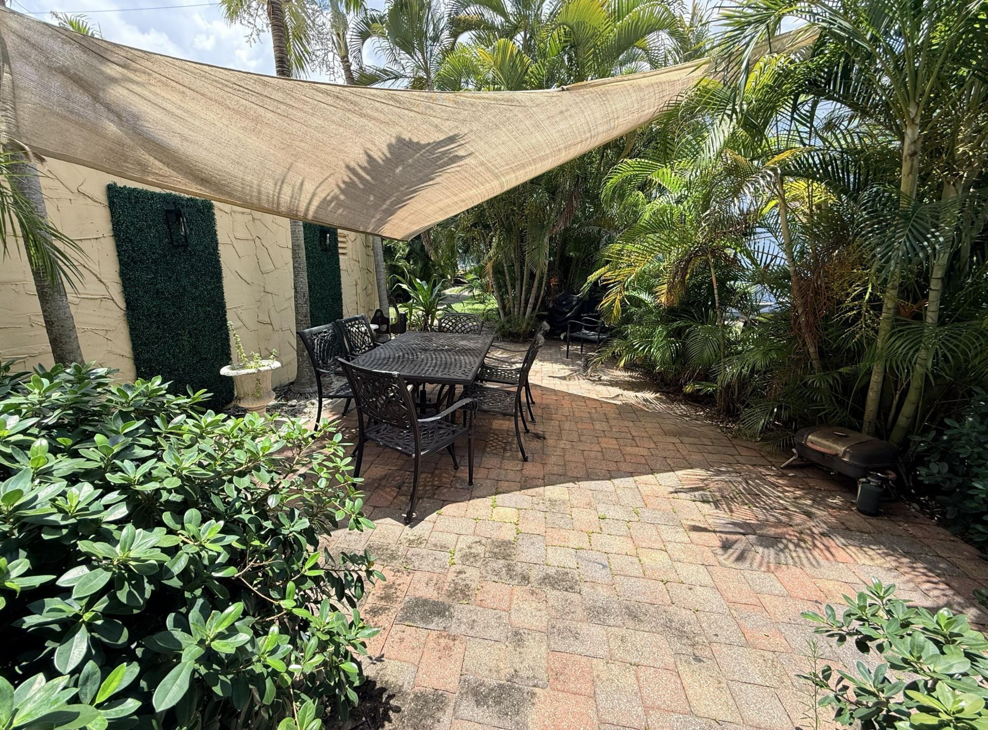 735 Hummingbird Way, Unit 204, North Palm Beach, FL 33408 Photo