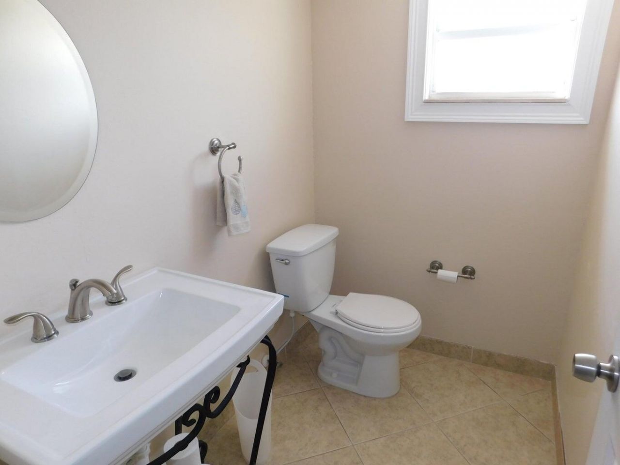 735 Hummingbird Way, Unit 204, North Palm Beach, FL 33408 Photo