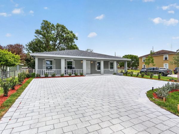 2206 S 34th Street, Fort Pierce, FL 34947