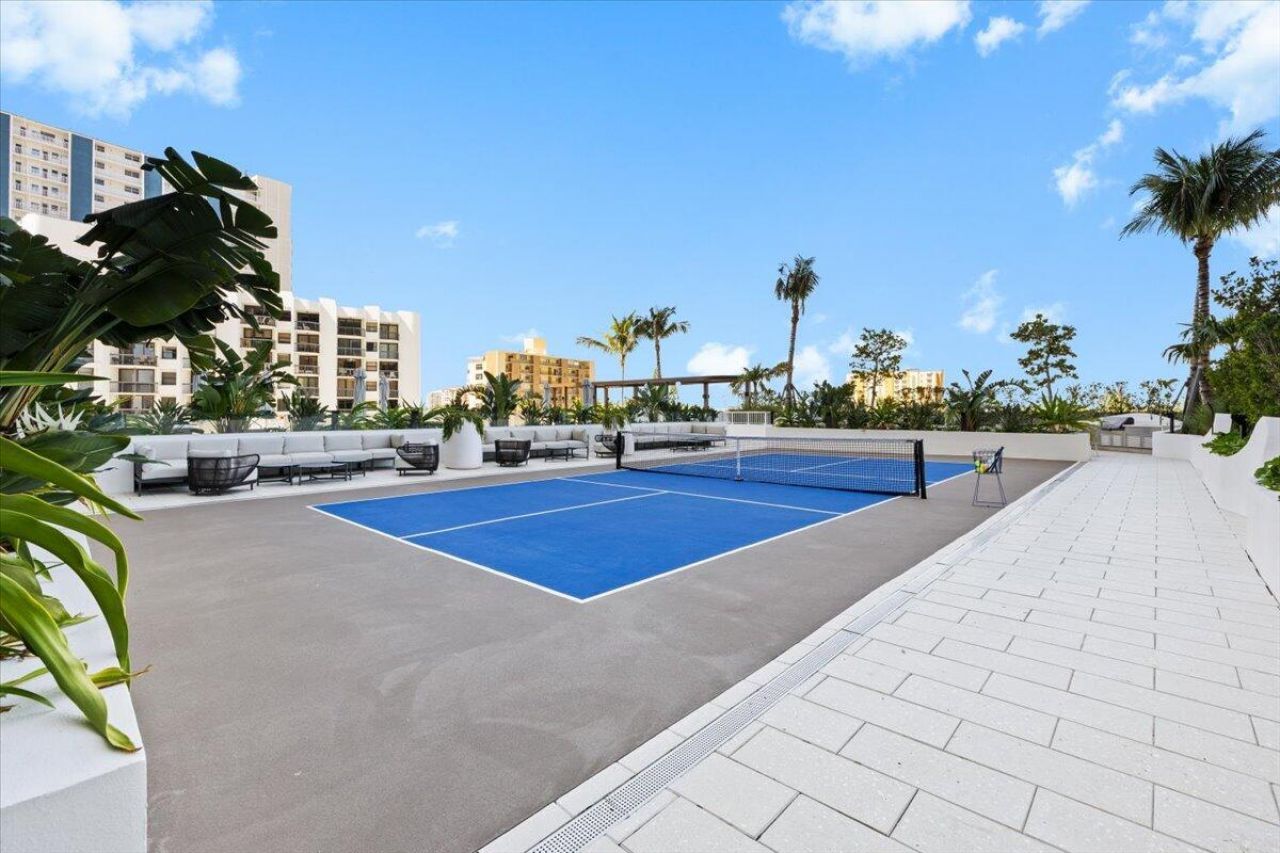 900 N Ocean Boulevard, Unit 305, Pompano Beach, FL 33062 Photo