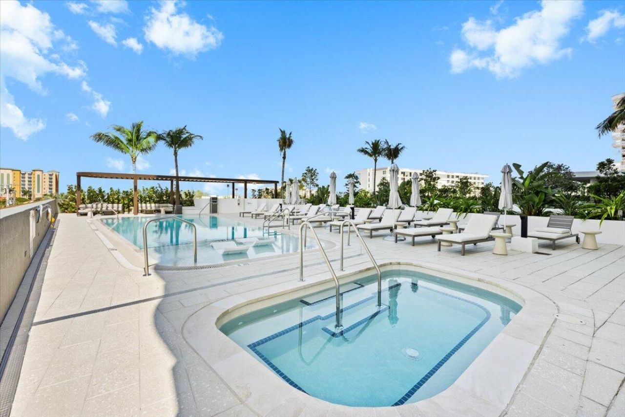 900 N Ocean Boulevard, Unit 305, Pompano Beach, FL 33062 Photo