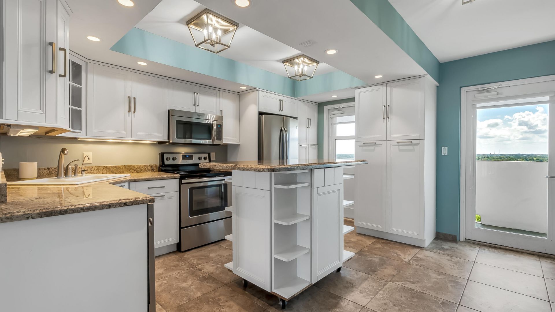 2200 NE 33rd Avenue, Unit 10k, Fort Lauderdale, FL 33305 Photo