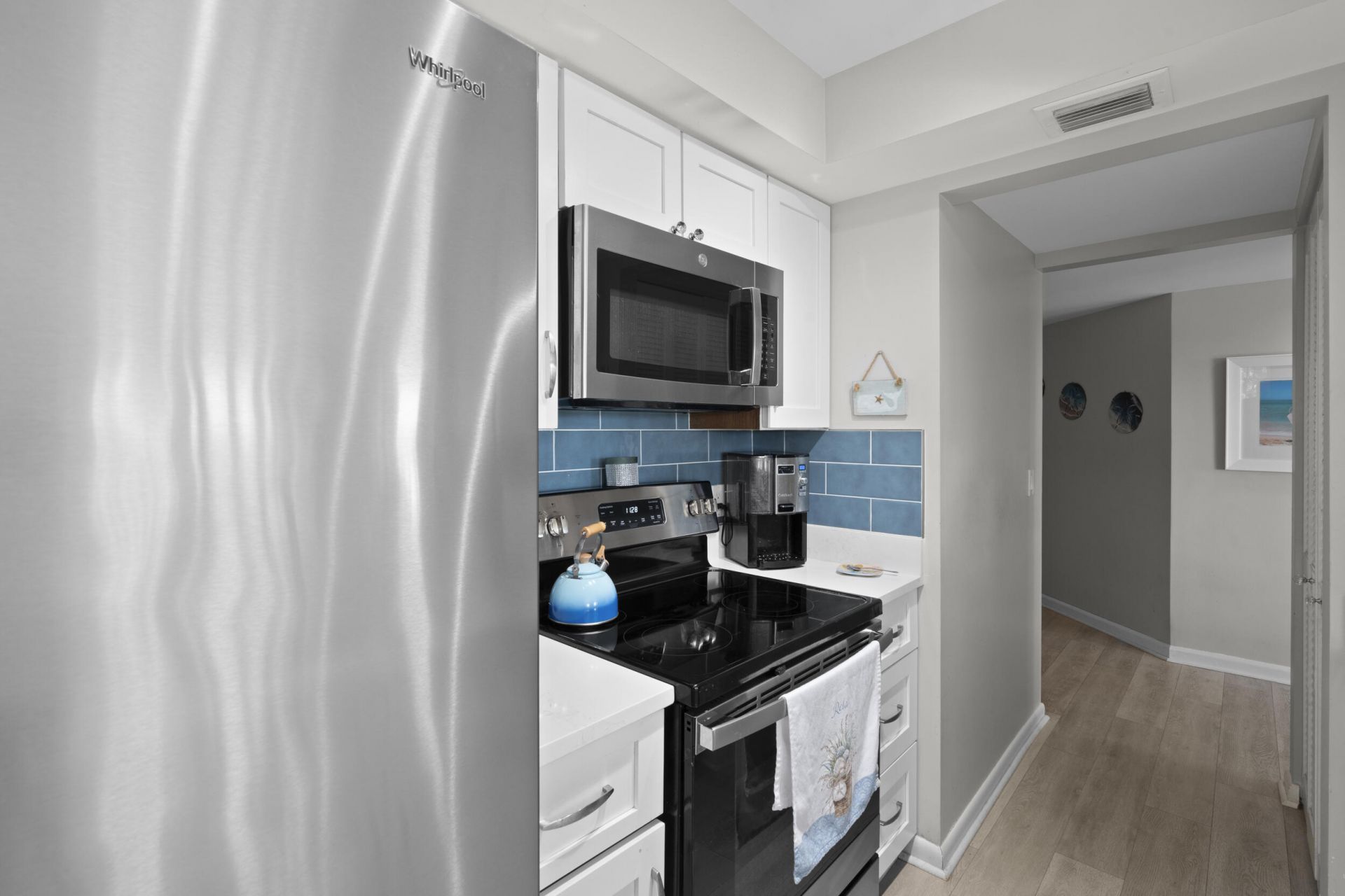 233 NE Edgewater Drive, Unit 104, Hutchinson Island, FL 34996 Photo