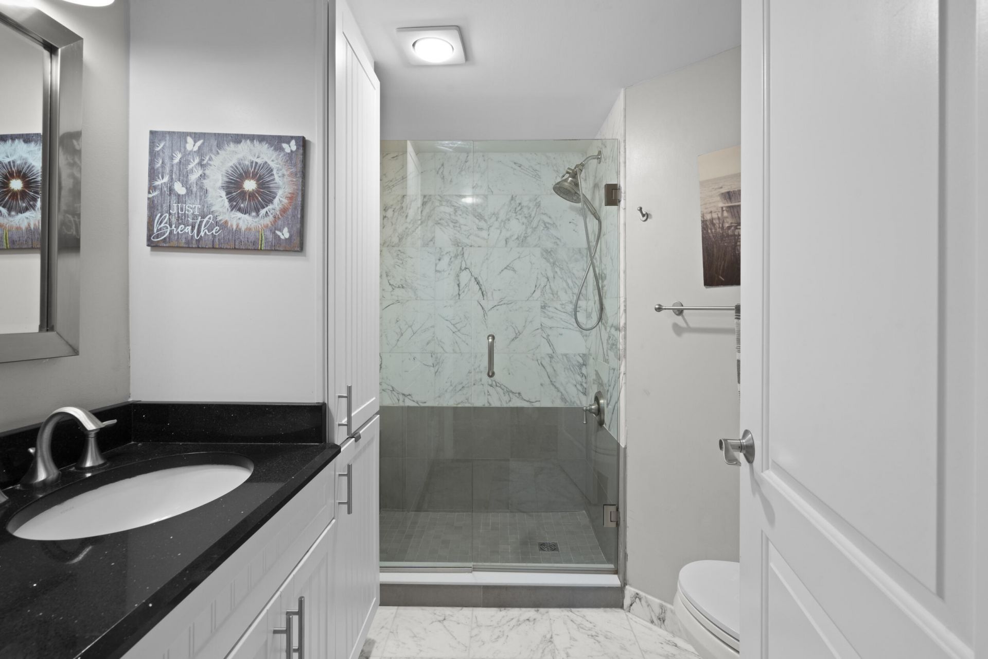 233 NE Edgewater Drive, Unit 104, Hutchinson Island, FL 34996 Photo