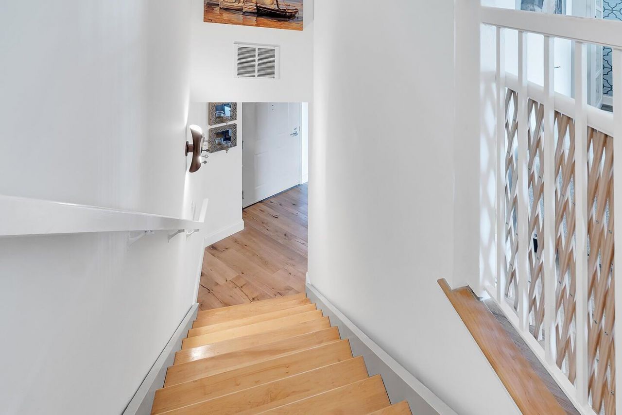101 N Clematis Street, Unit 513, West Palm Beach, FL 33401 Photo