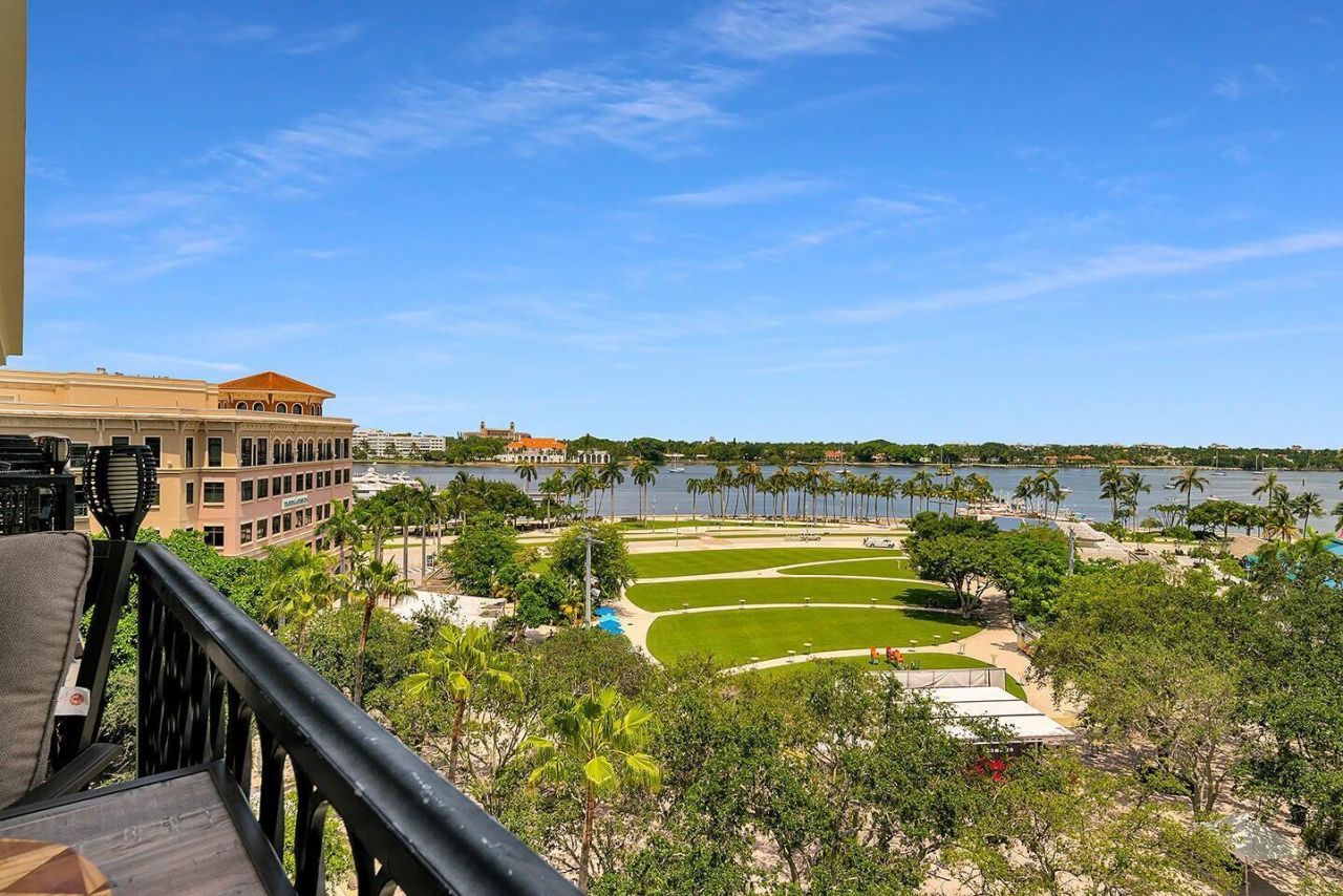 101 N Clematis Street, Unit 513, West Palm Beach, FL 33401 Photo
