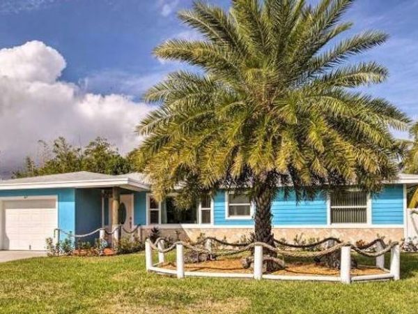 423 SW 1st Avenue, Boynton Beach, FL 33435