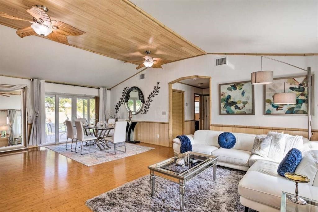 423 SW 1st Avenue, Boynton Beach, FL 33435 Photo