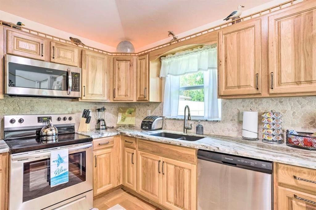 423 SW 1st Avenue, Boynton Beach, FL 33435 Photo