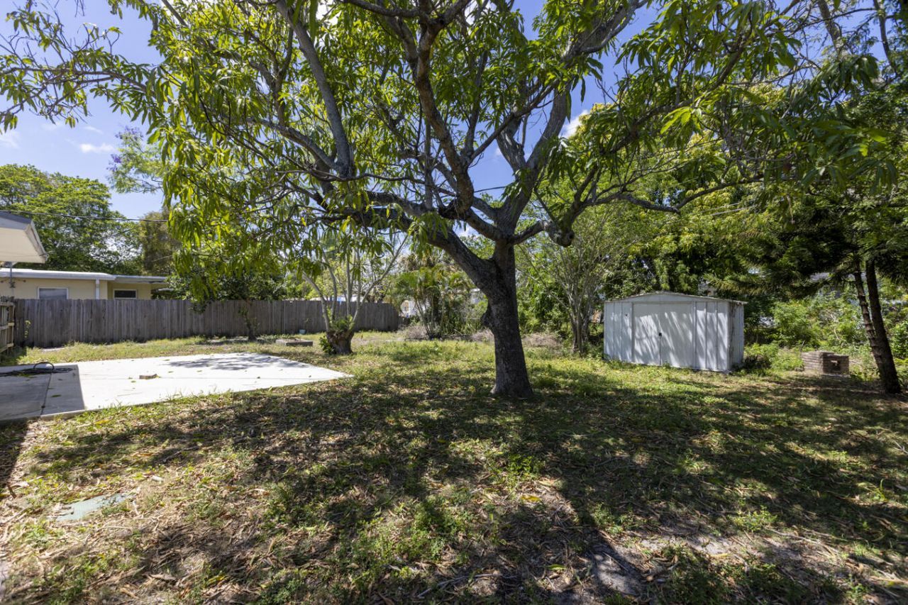261 NE 42nd Street, Pompano Beach, FL 33064 Photo