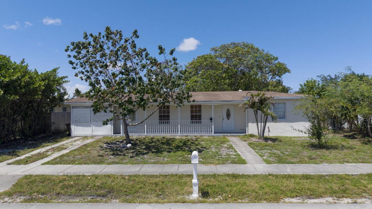 261 NE 42nd Street, Pompano Beach, FL 33064 Photo