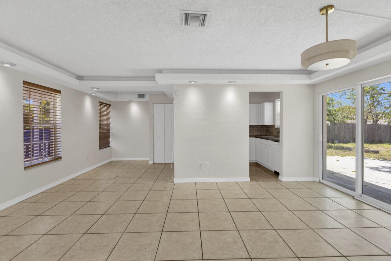 261 NE 42nd Street, Pompano Beach, FL 33064 Photo