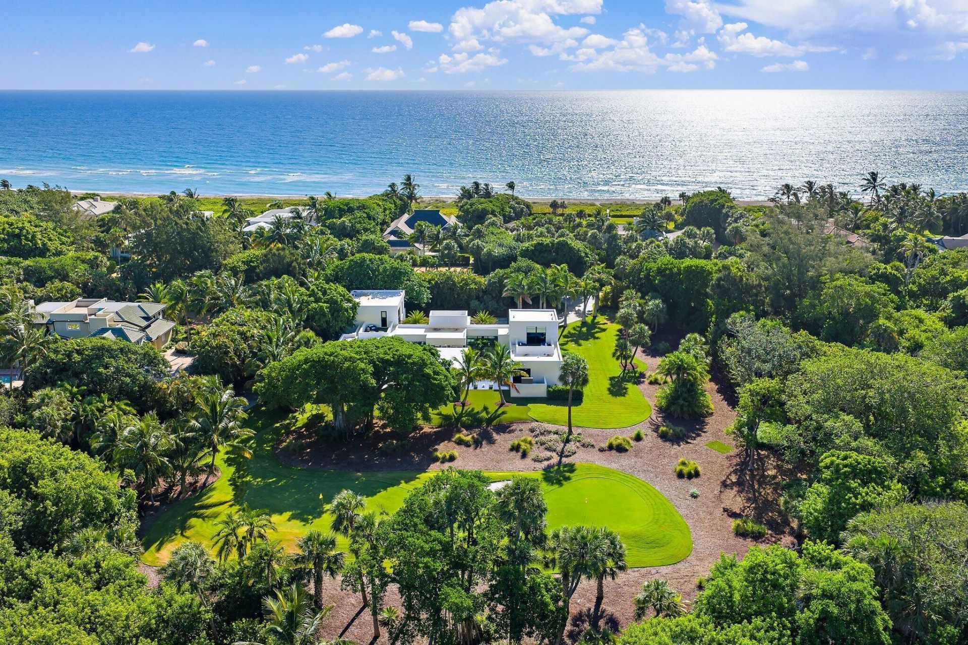 12 N Beach Road, Jupiter Island, FL 33455 Photo