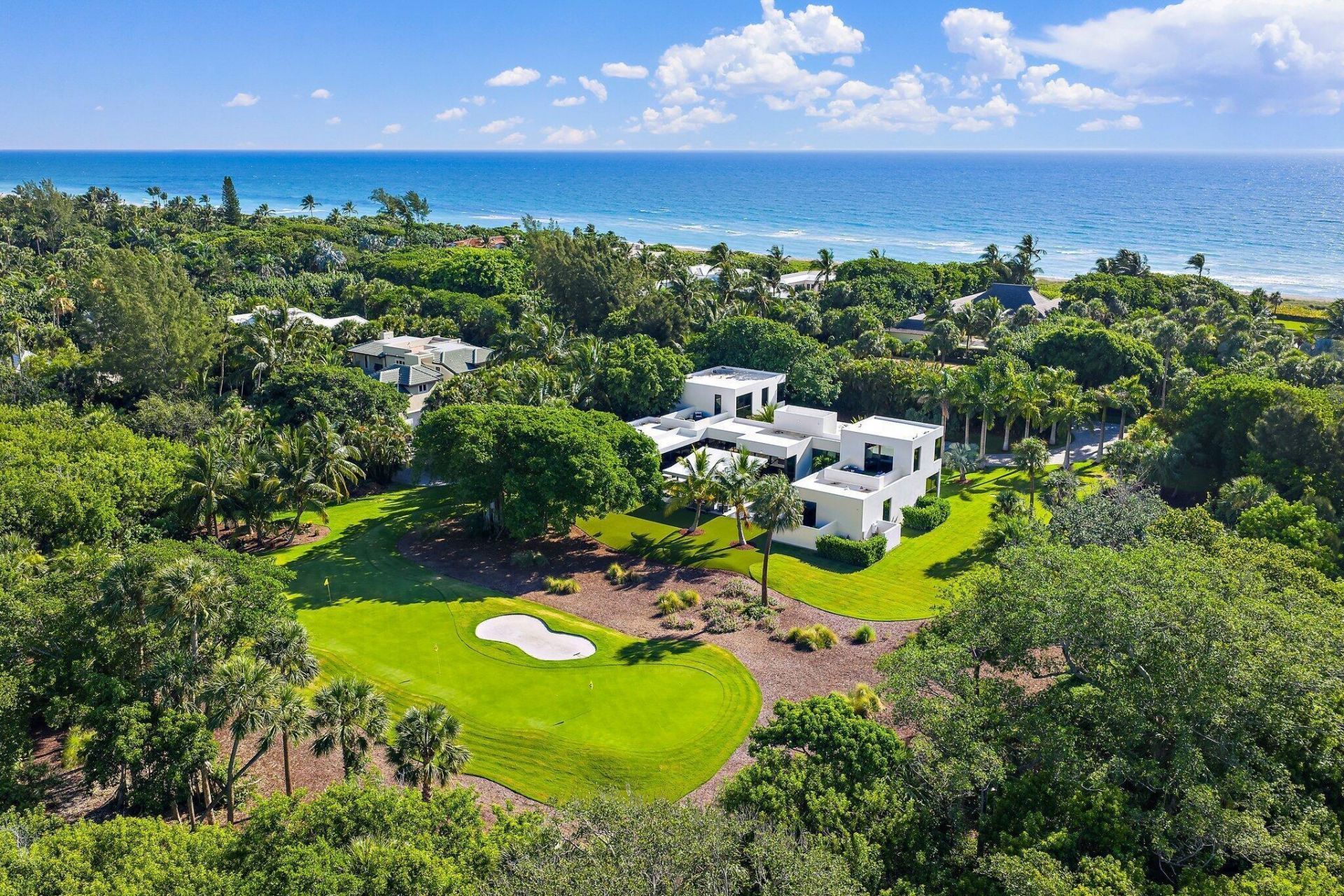 12 N Beach Road, Jupiter Island, FL 33455 Photo