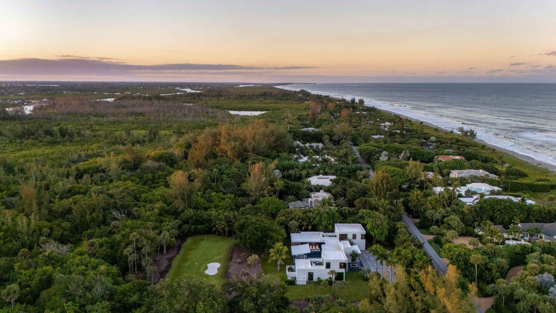 12 N Beach Road, Jupiter Island, FL 33455 Photo