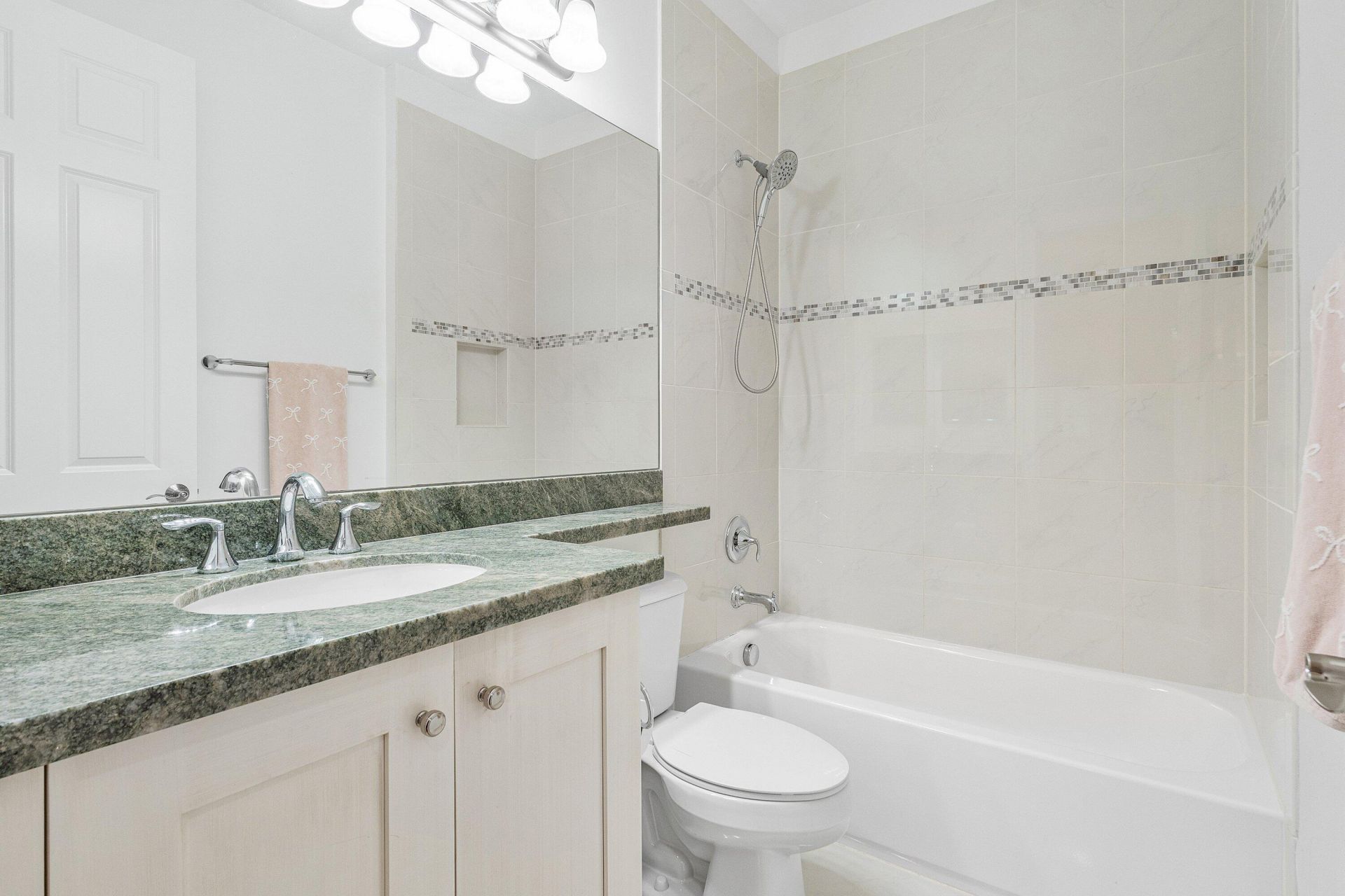 8748 Lewis River Road, Delray Beach, FL 33446 Photo