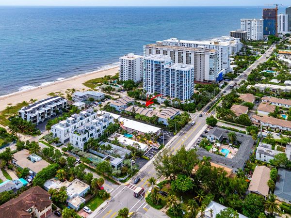 3409 SE 8th Street, Unit 6, Pompano Beach, FL 33062