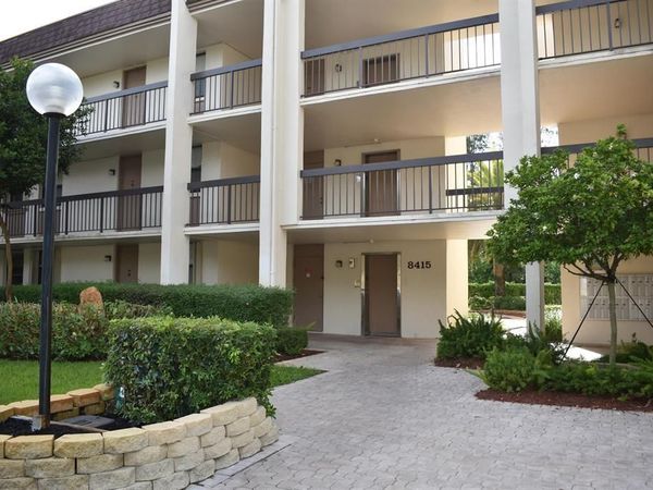 8415 Forest Hills Drive, Unit 305, Coral Springs, FL 33065