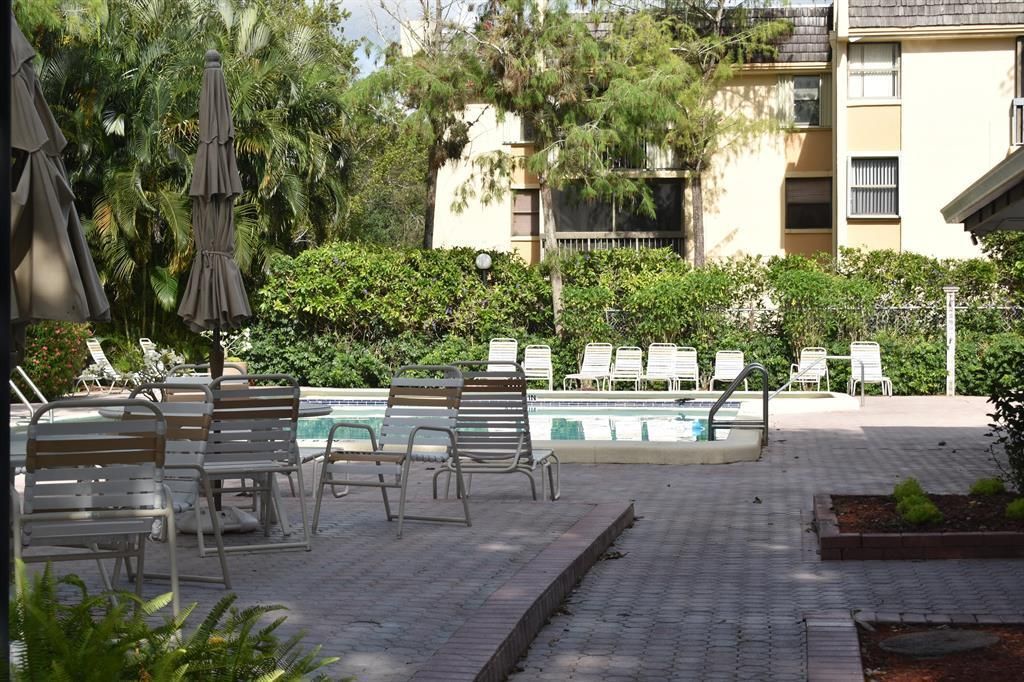 8415 Forest Hills Drive, Unit 305, Coral Springs, FL 33065 Photo