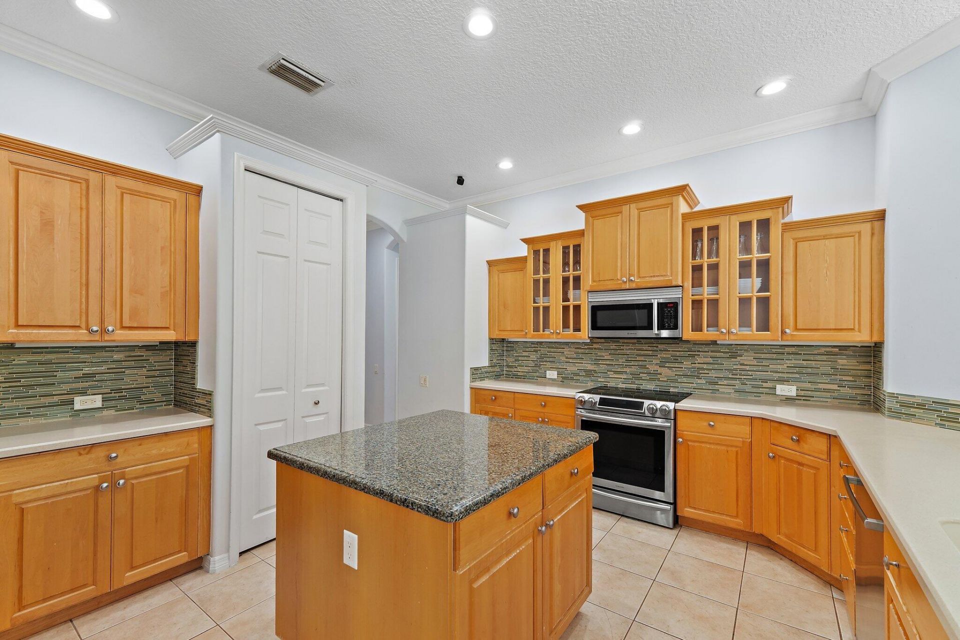 19189 Tamara Lane, Jupiter, FL 33458 Photo