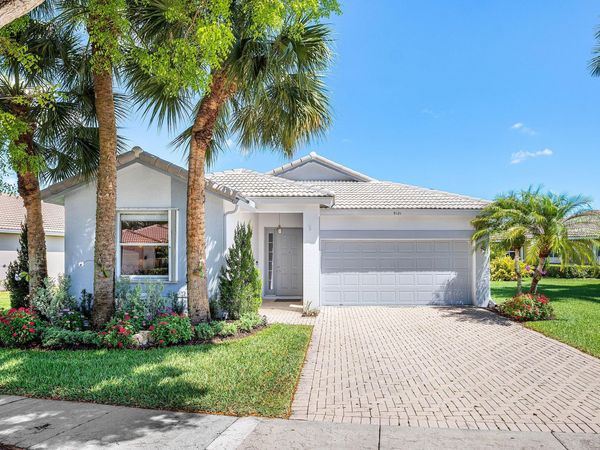 9121 Bay Point Circle, West Palm Beach, FL 33411