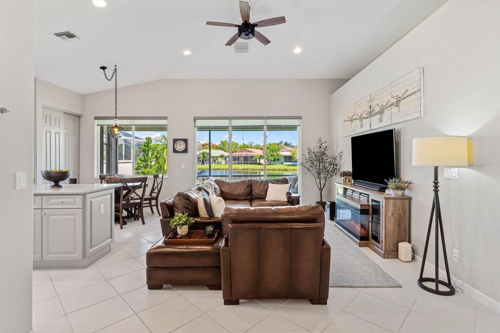 9121 Bay Point Circle, West Palm Beach, FL 33411 Photo