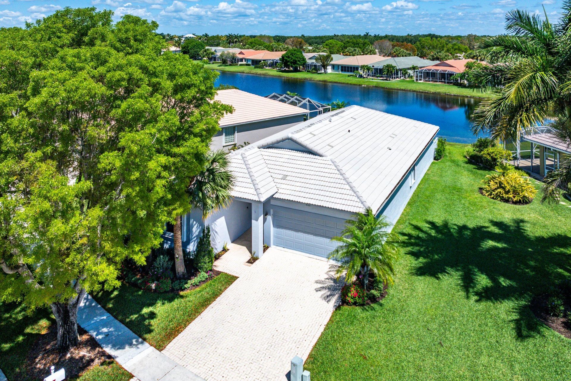 9121 Bay Point Circle, West Palm Beach, FL 33411 Photo