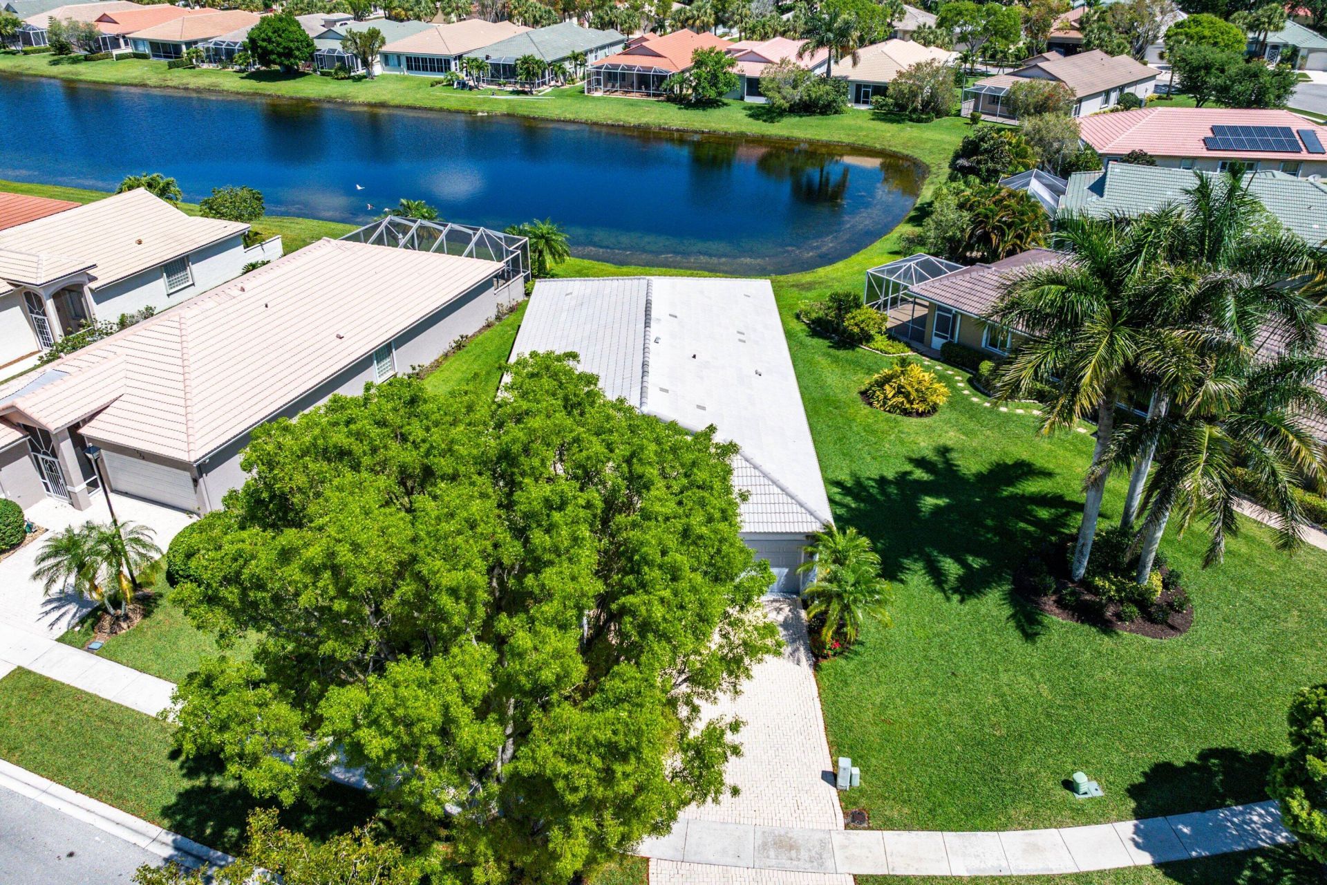 9121 Bay Point Circle, West Palm Beach, FL 33411 Photo