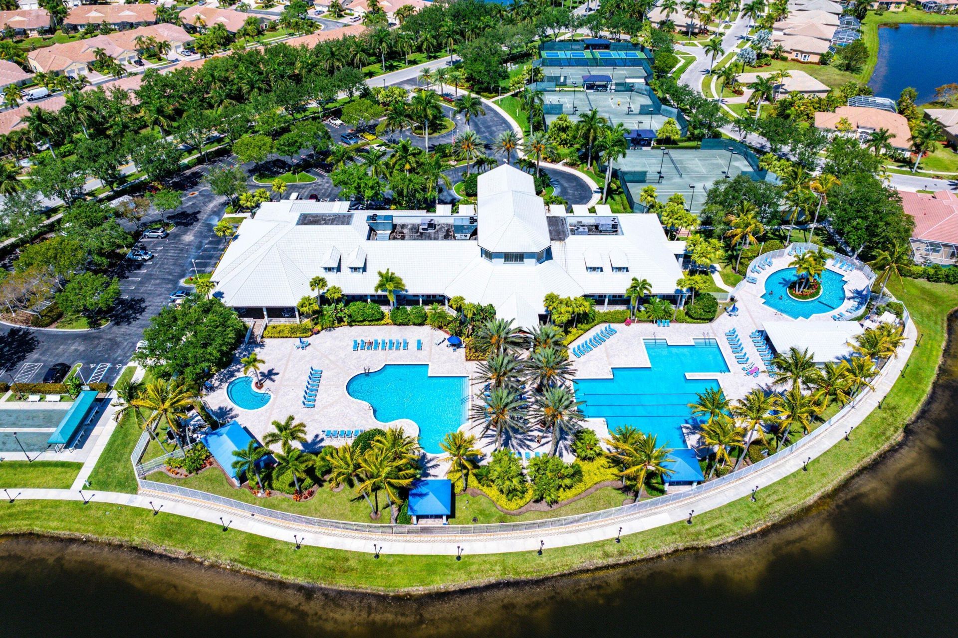 9121 Bay Point Circle, West Palm Beach, FL 33411 Photo