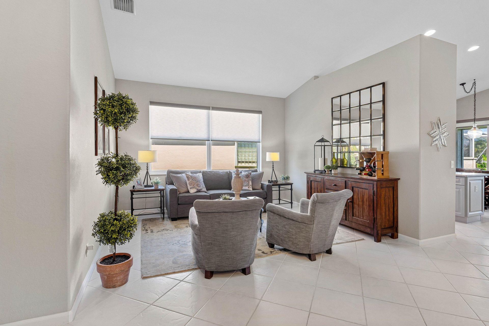 9121 Bay Point Circle, West Palm Beach, FL 33411 Photo