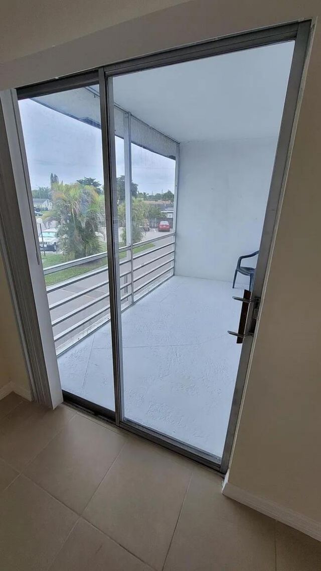 6501 Winfield Boulevard, Unit A-40, Margate, FL 33063 Photo