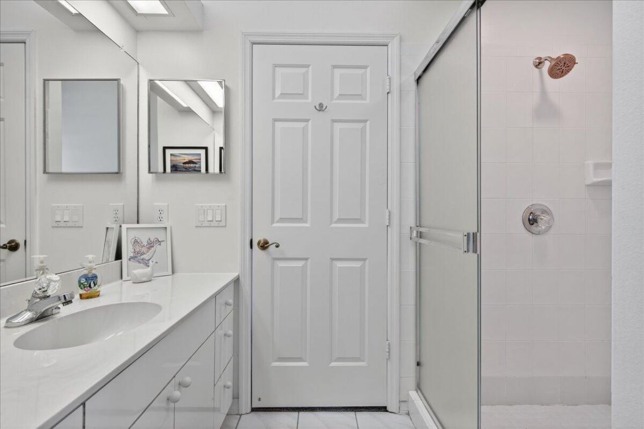 1827 Aynsley Way, Unit 4, Vero Beach, FL 32966 Photo