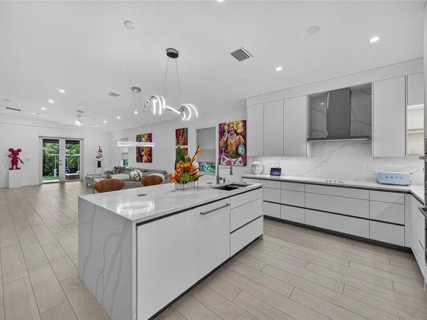 21 NE 25th Street, Wilton Manors, FL 33305