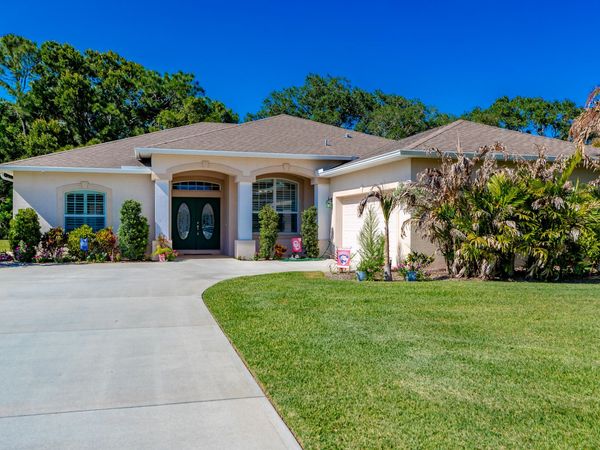7445 36th Court, Vero Beach, FL 32967