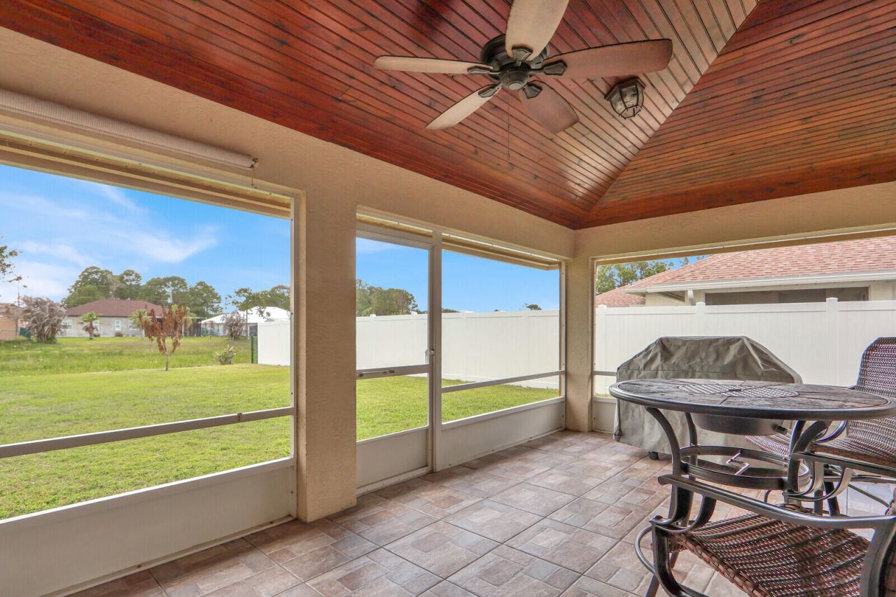 6478 NW Volucia Drive, Port Saint Lucie, FL 34986 Photo