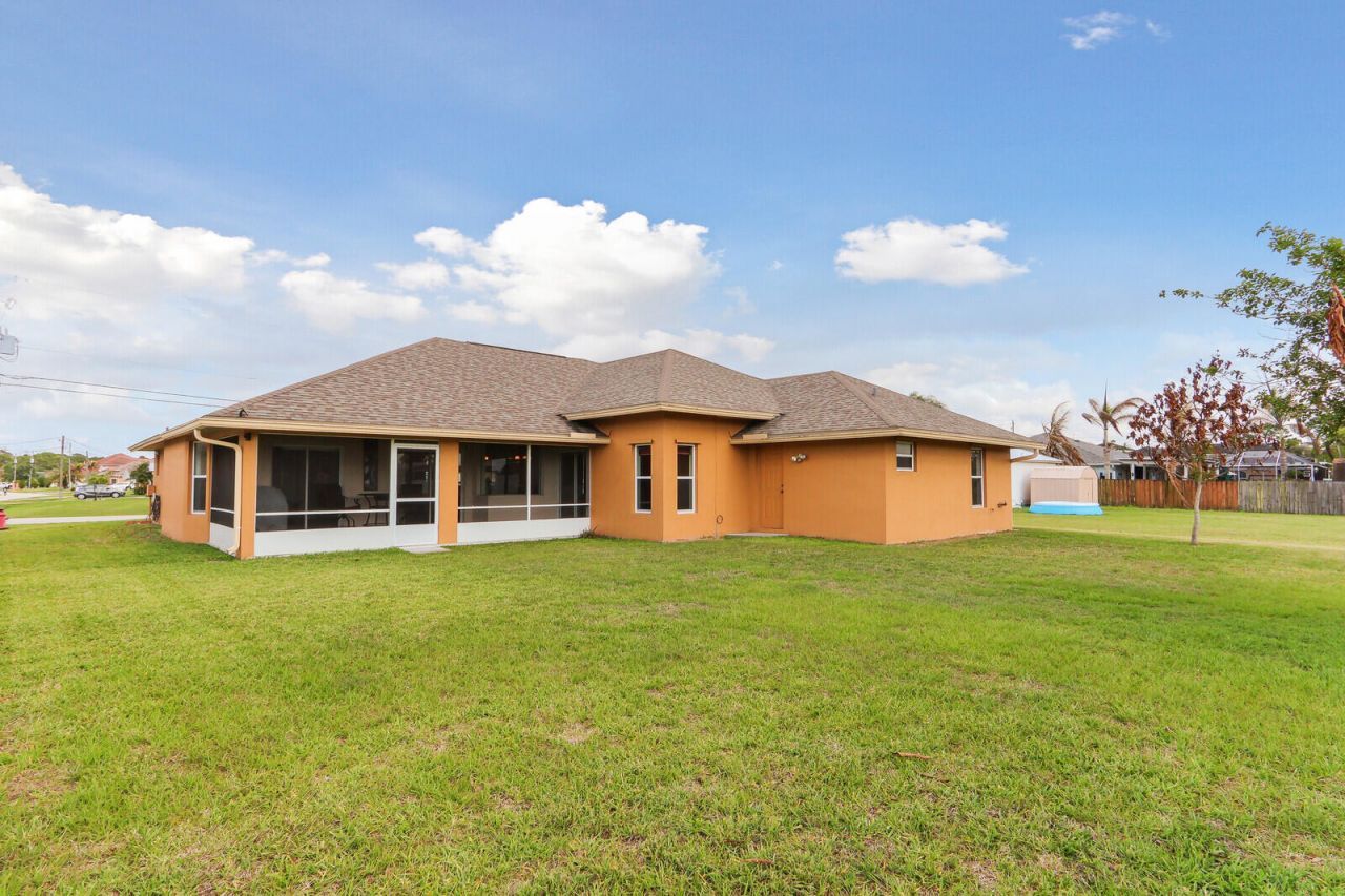 6478 NW Volucia Drive, Port Saint Lucie, FL 34986 Photo