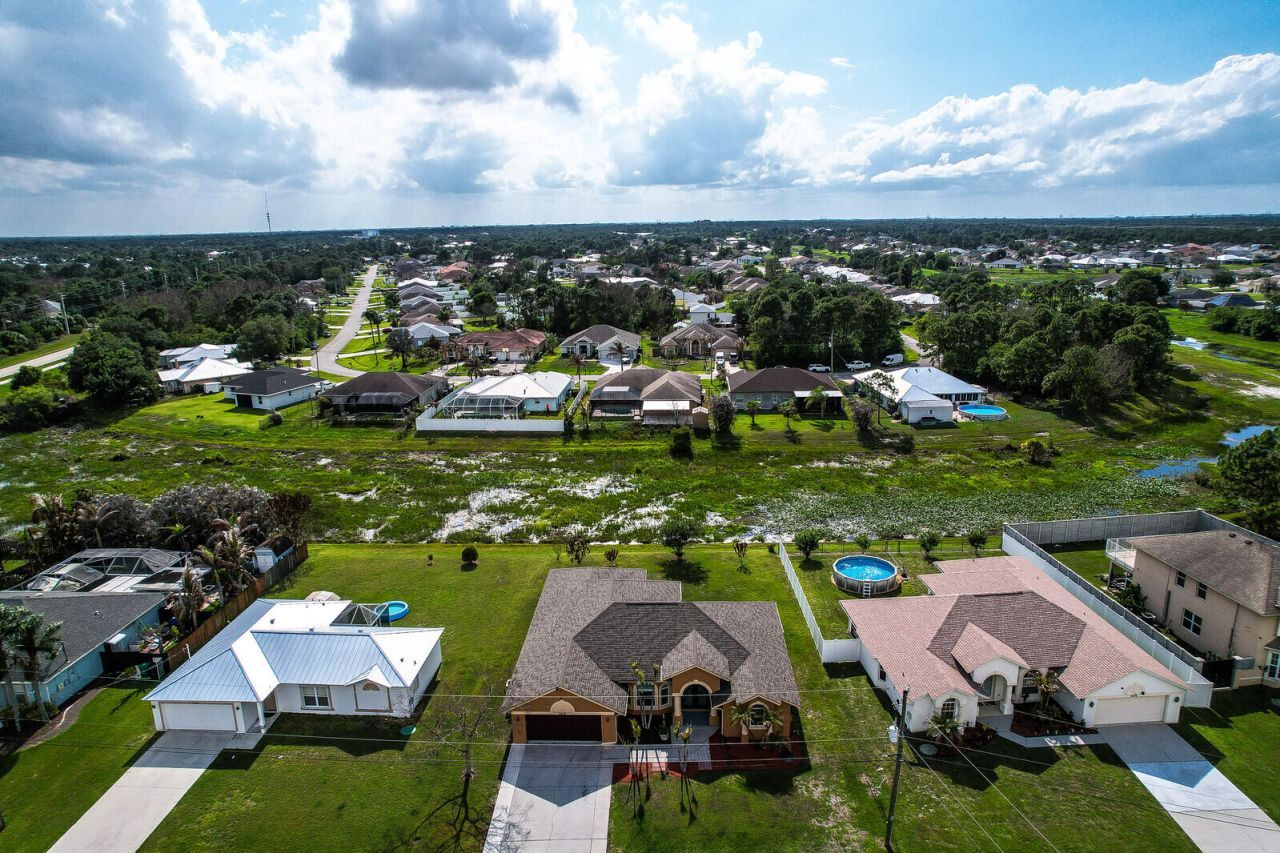 6478 NW Volucia Drive, Port Saint Lucie, FL 34986 Photo