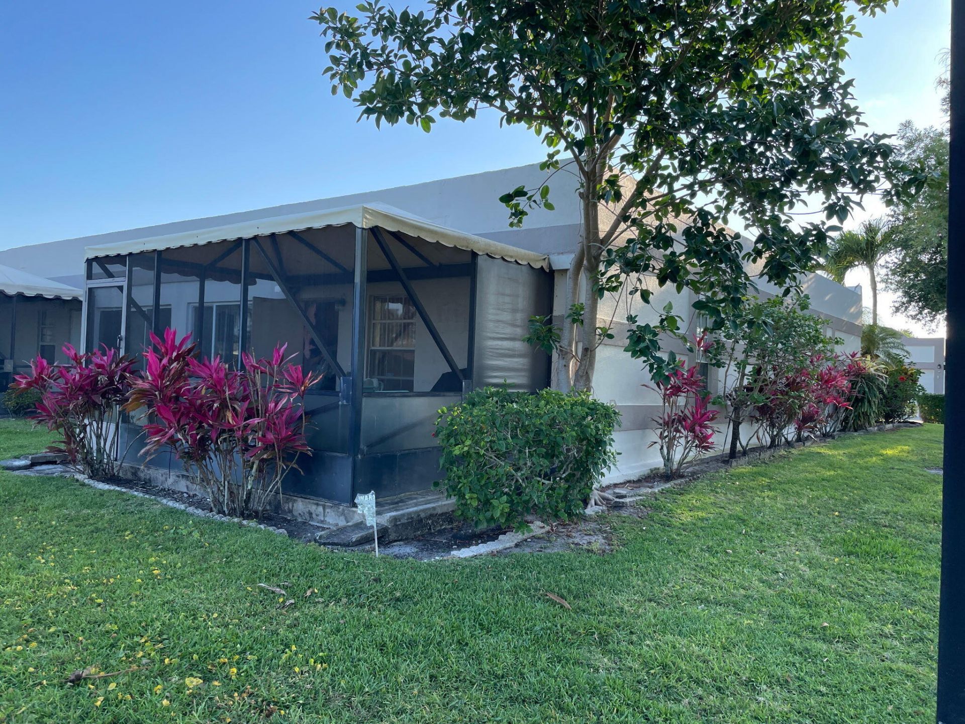 18999 Stewart Circle, Unit 8, Boca Raton, FL 33496 Photo
