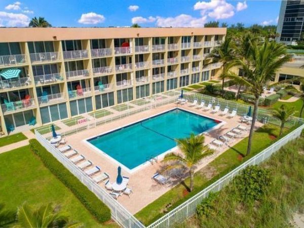 9800 S Ocean 107 Drive, Unit 107, Jensen Beach, FL 34957