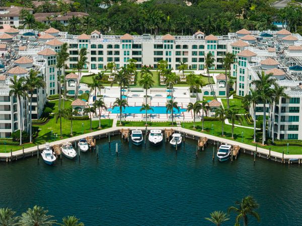 100 SE 5th Avenue, Unit 107, Boca Raton, FL 33432