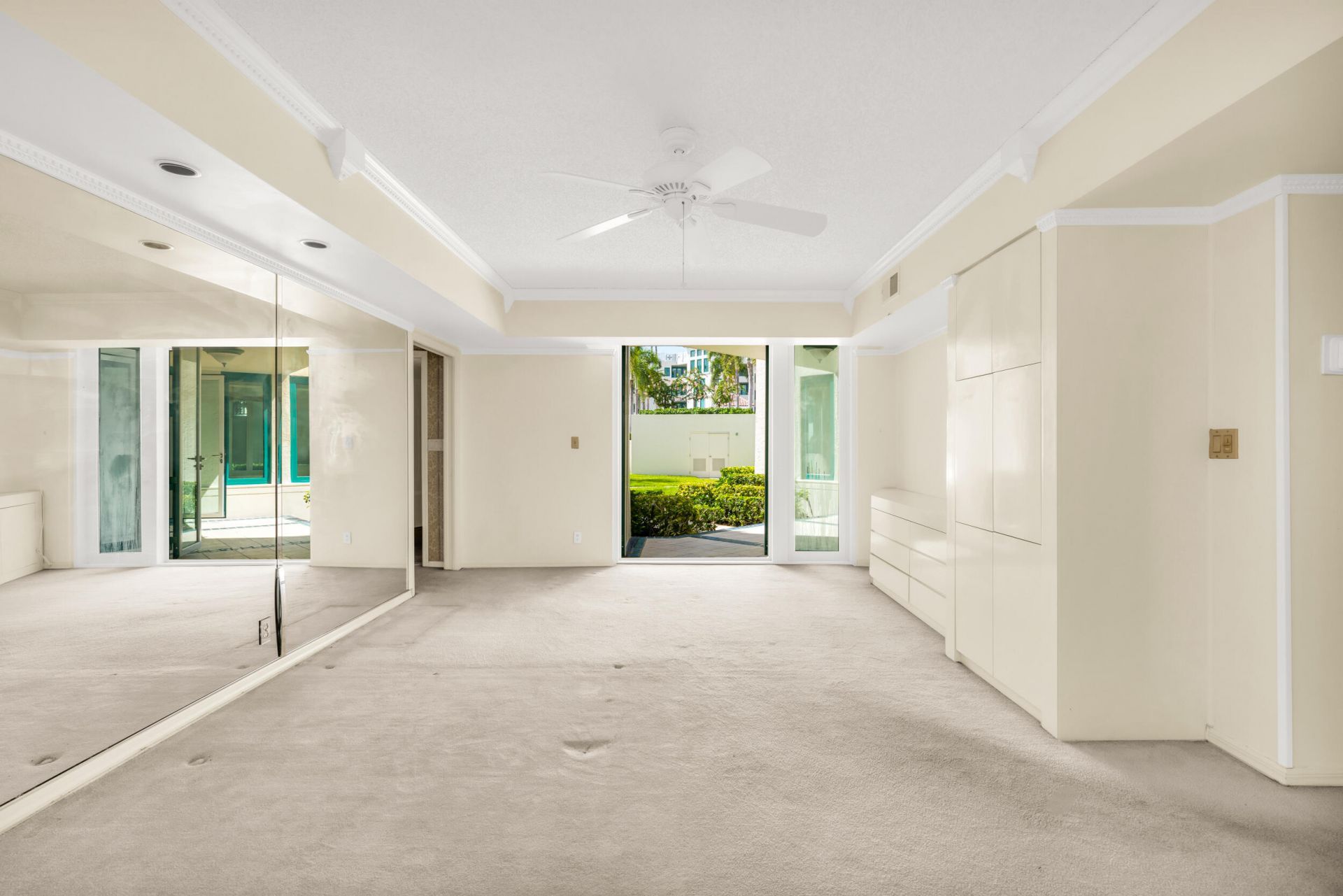 100 SE 5th Avenue, Unit 107, Boca Raton, FL 33432 Photo